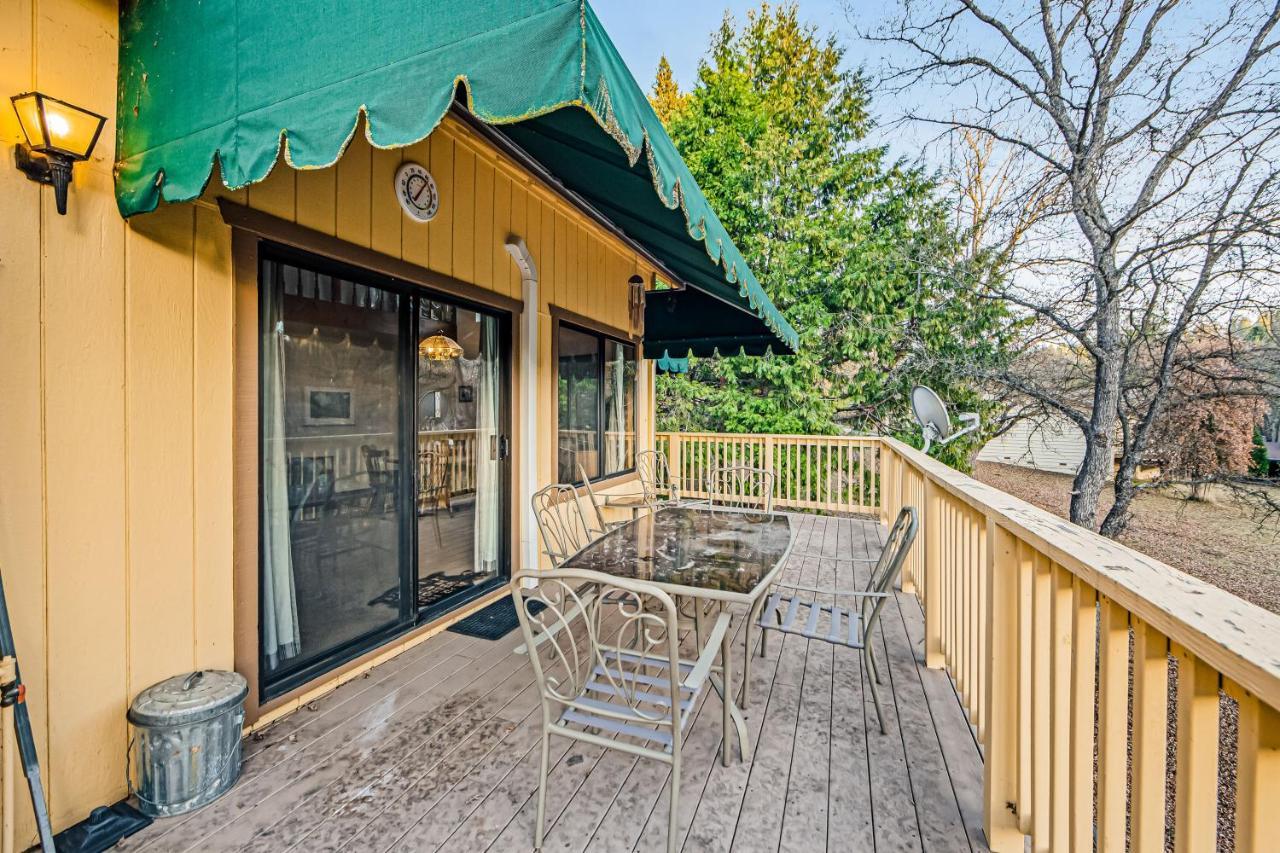 Luring Lakefront Landing Гроувланд Екстериор снимка
